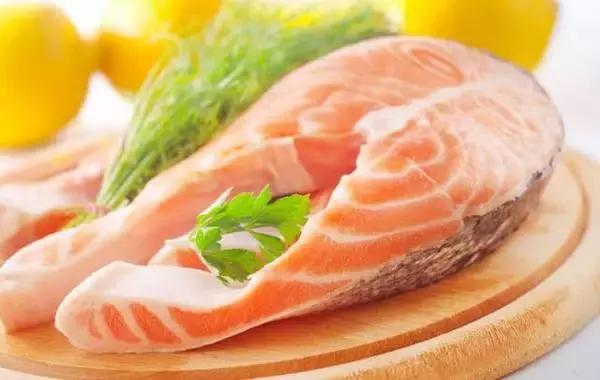 蛋白粉吃多了傷腎？吃蛋白粉長的肌肉會不一樣？(圖1)